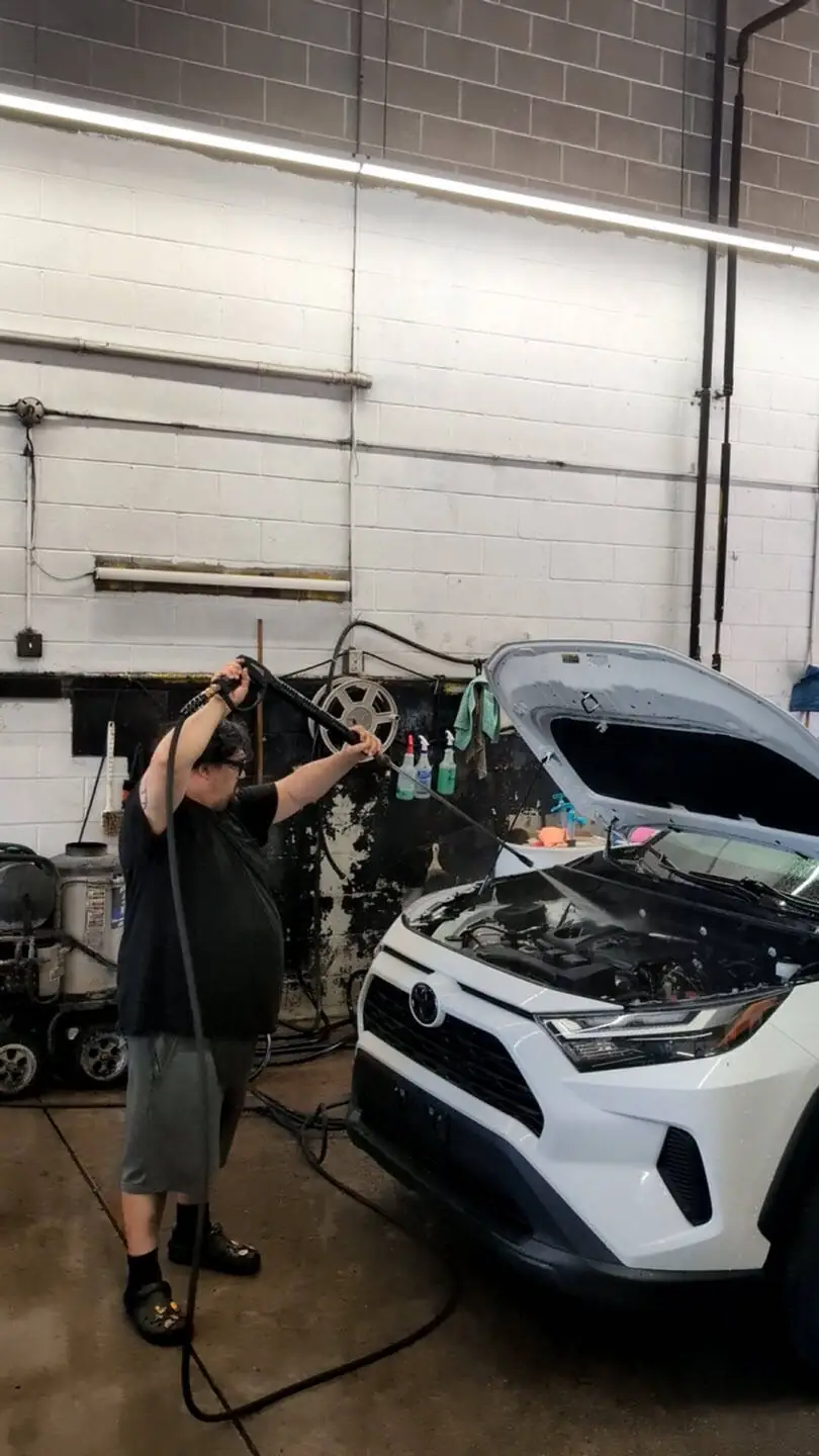 Summer Car Care Tips for Connecticut: Beat the Heat and Humidity