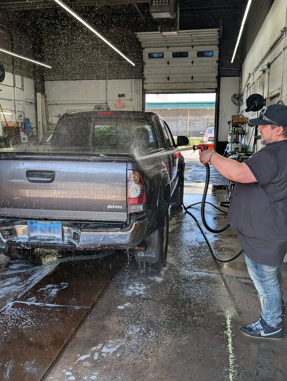 Exterior Car Detailing in Enfield CT